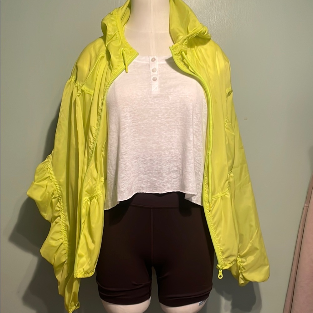 Women's Yellow Jacket